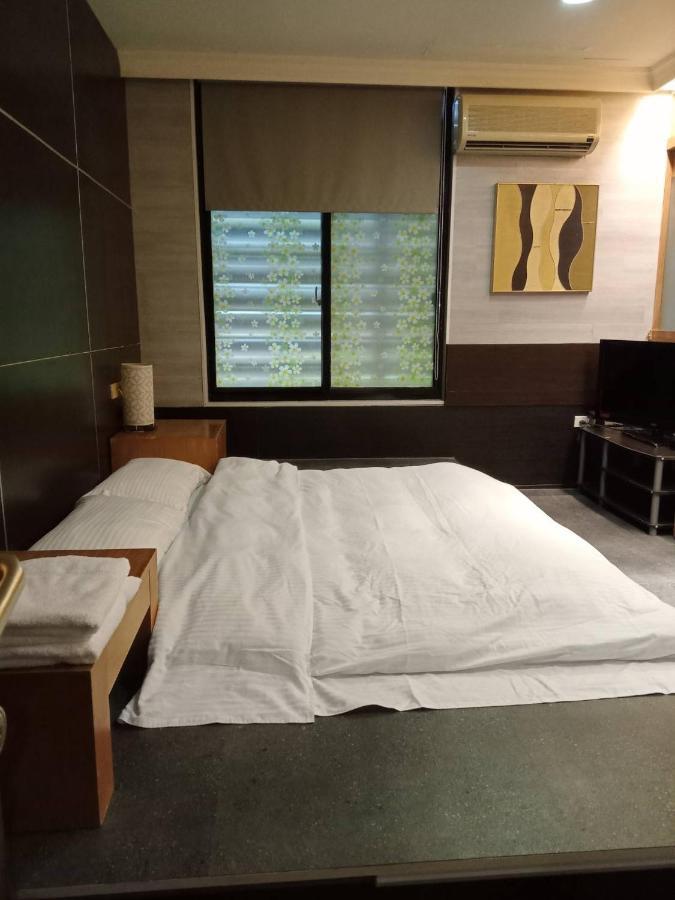 מלון Wulai Town House מראה חיצוני תמונה
